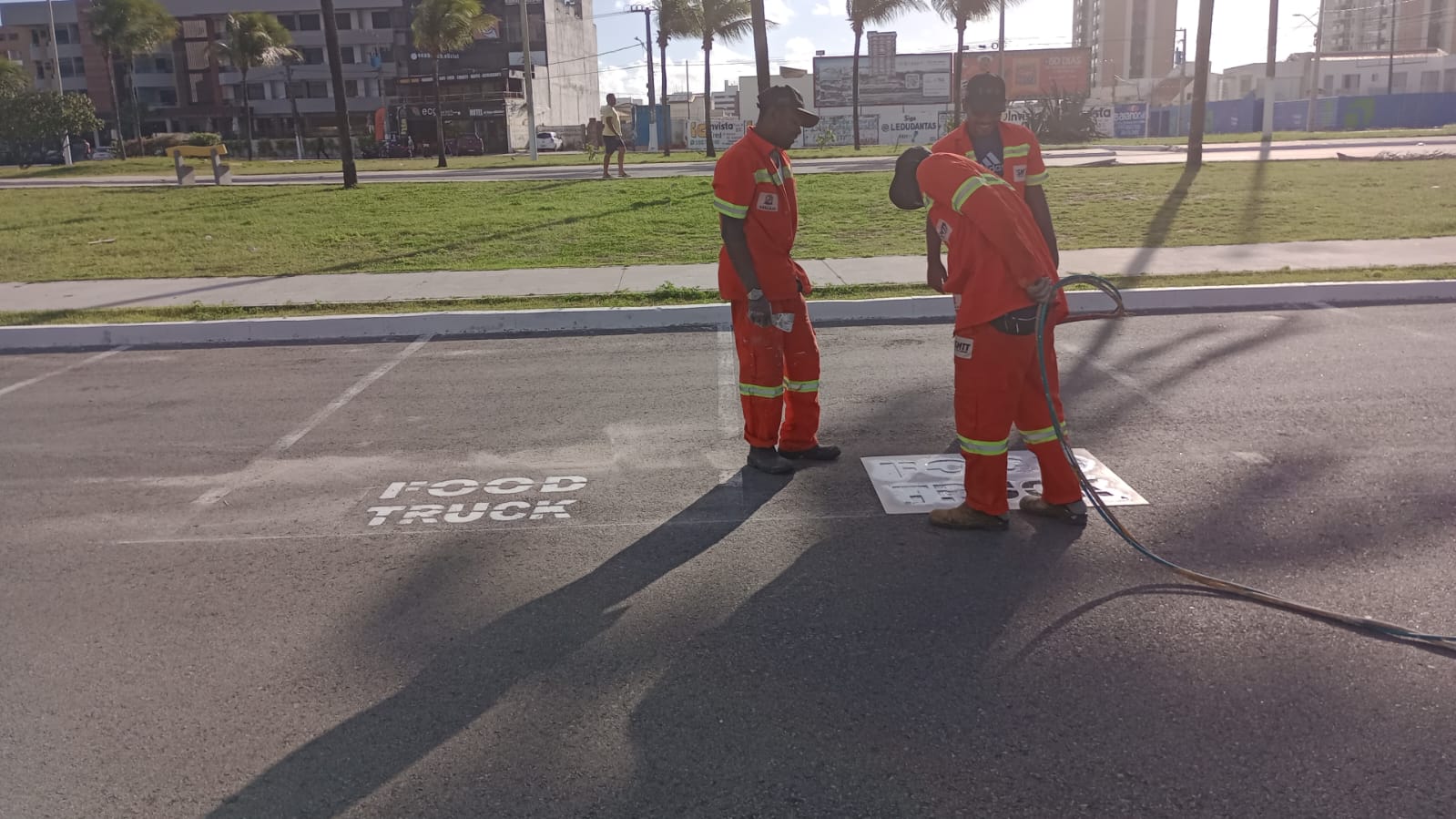 SMTT de Aracaju sinaliza novas vagas para Food Trucks na Orla de Atalaia - SMTT Aracaju